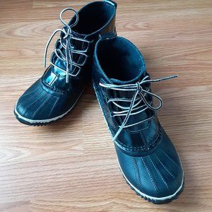 SOREL - Out and About Rain Boot